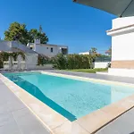 Villa With Pool *