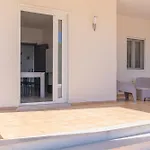 With Pool Villa Fontane Bianche